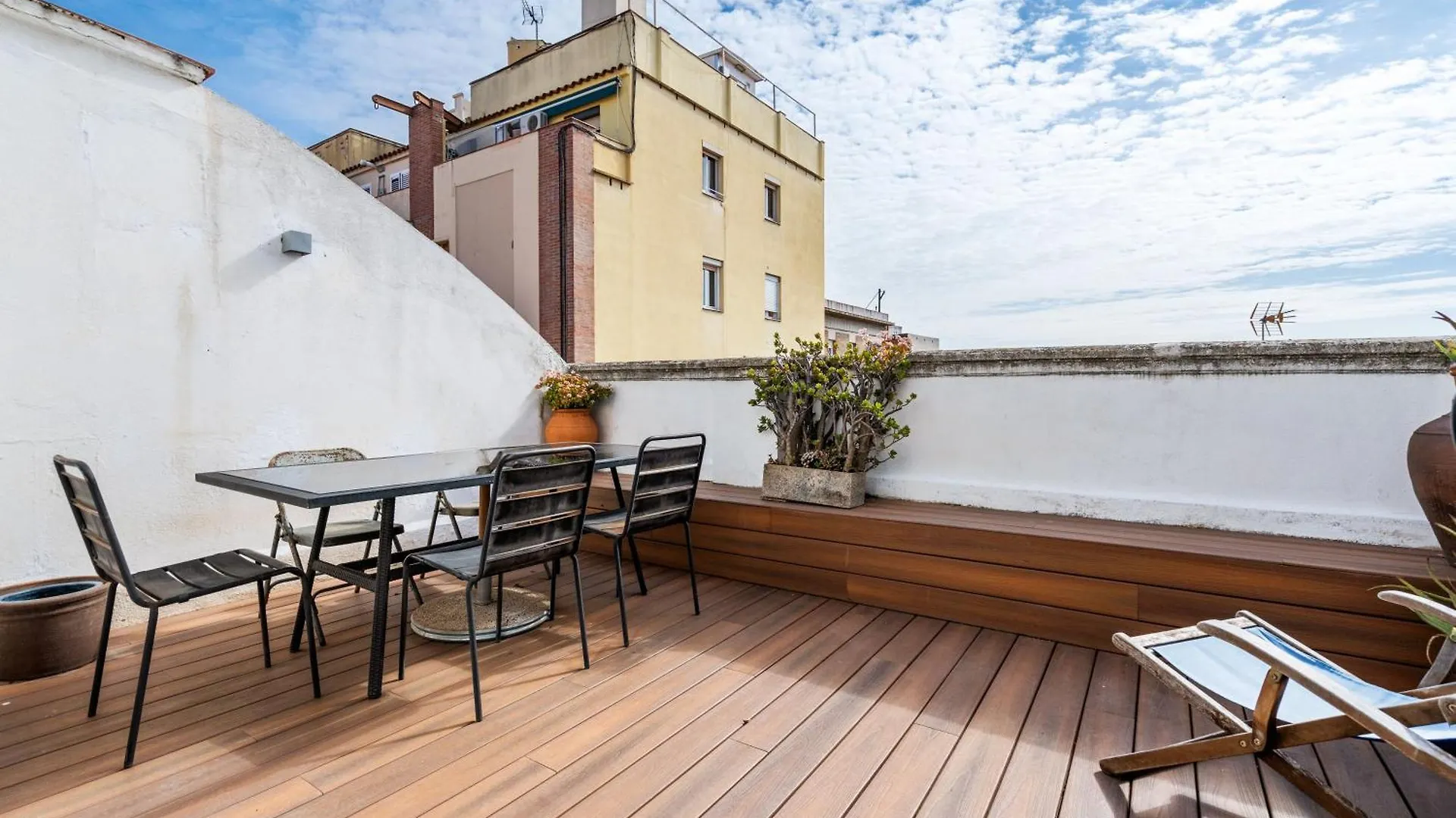 Barcelona Bliss 1Br Haven W Terrace In Gracia Lejlighed 0*,